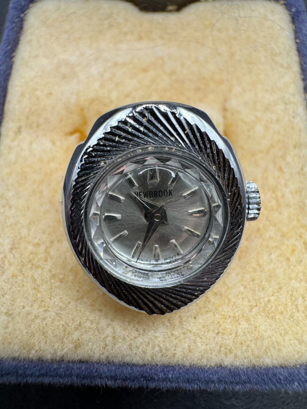 Newbrook Ladies' Vintage Mechanical Ring Watch With A Silver-toned Dial And Case
